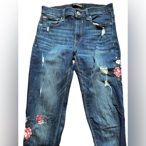 Express Jeans - Picture 2 of 9
